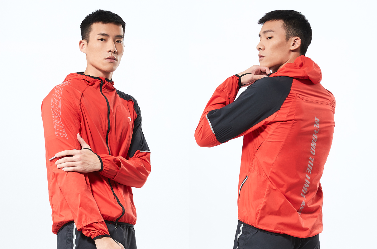 ZERO-FRICTION WINDBREAKER / MEN